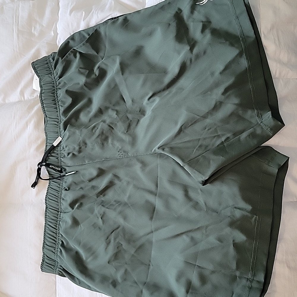 Men's active shorts